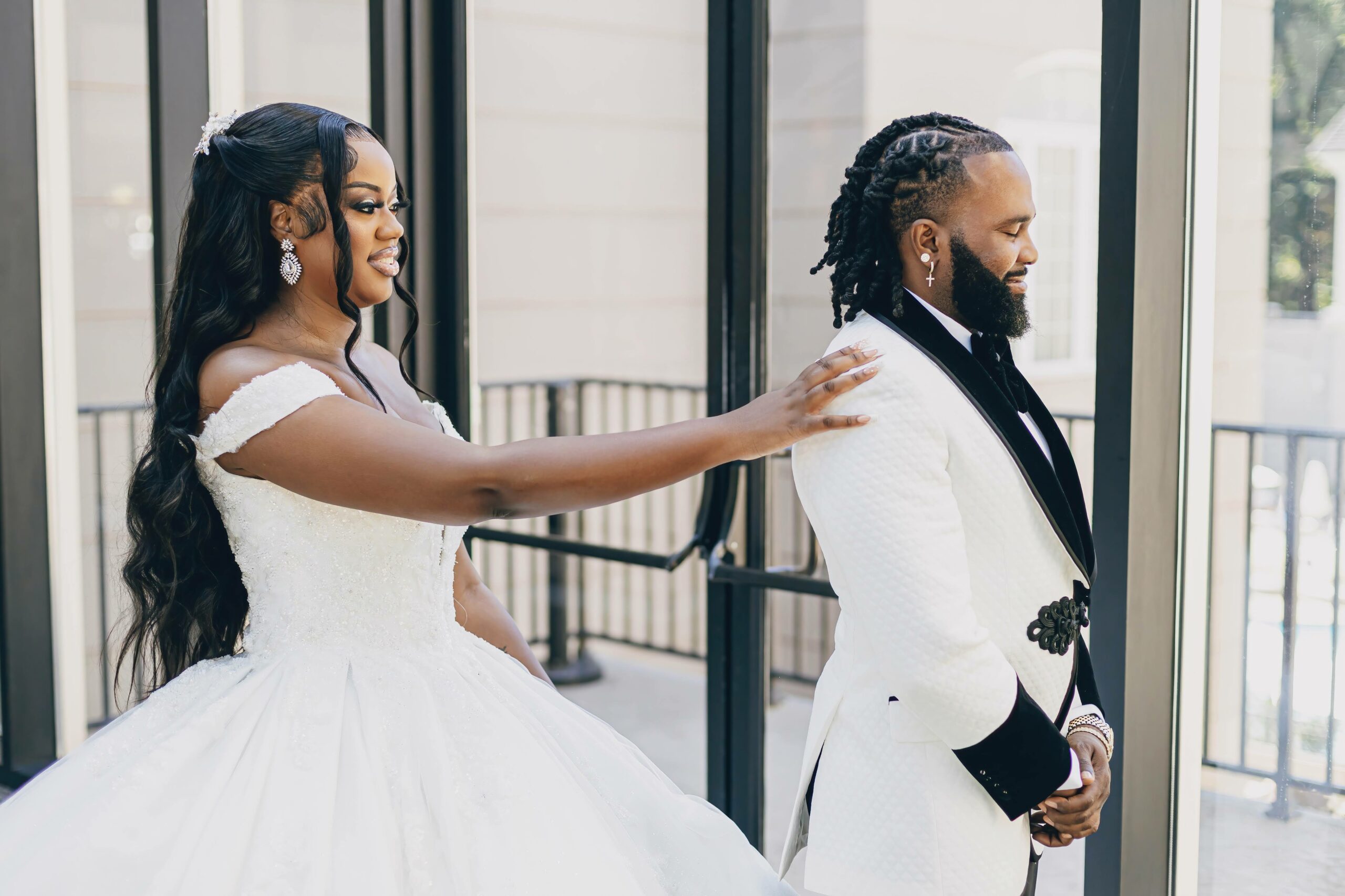 Bride surprises Groom Wedding Venue at Friendship Springs