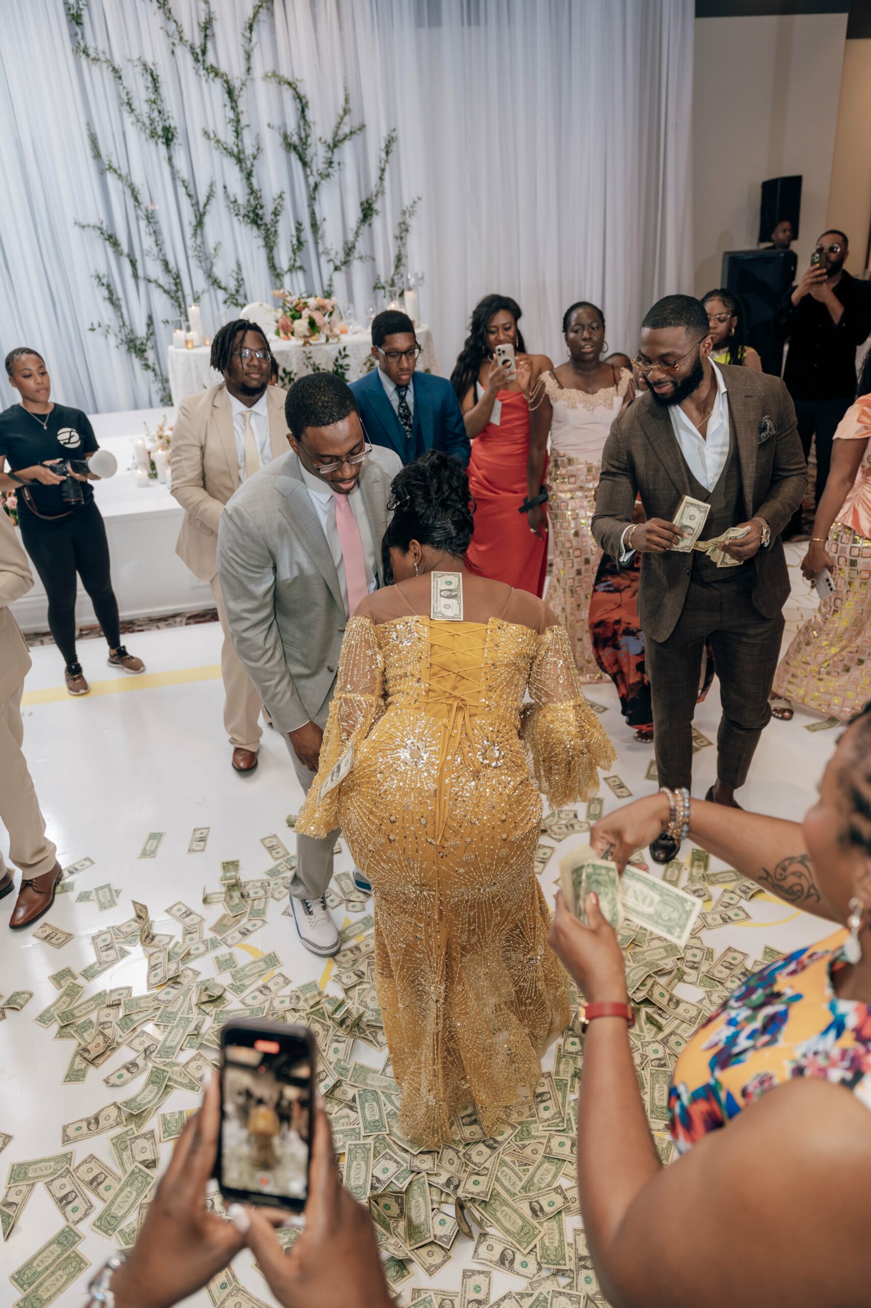 elegant money spraying nigerian wedding