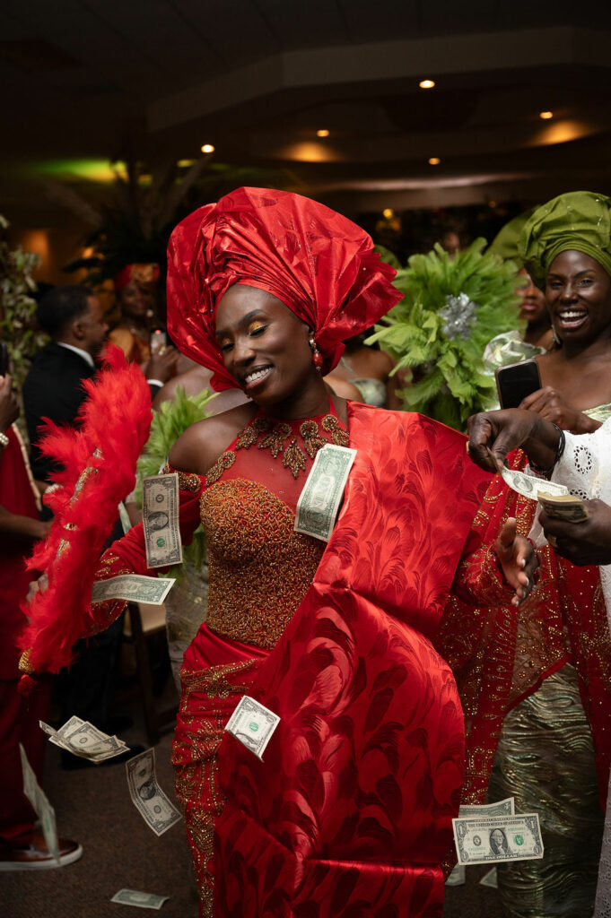 heartfelt money spraying nigerian wedding