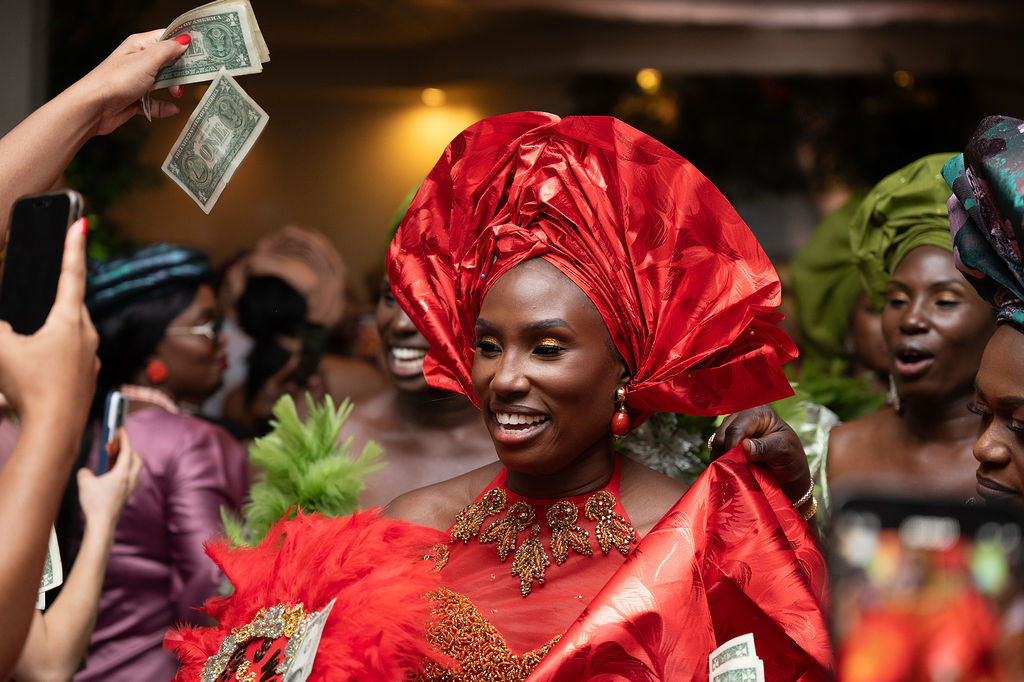 joyous money spraying nigerian wedding