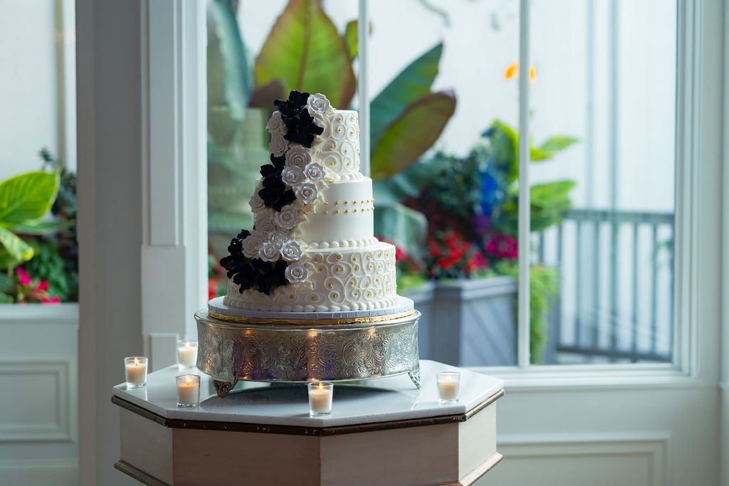 Customizing Nigerian Wedding Cake Designs