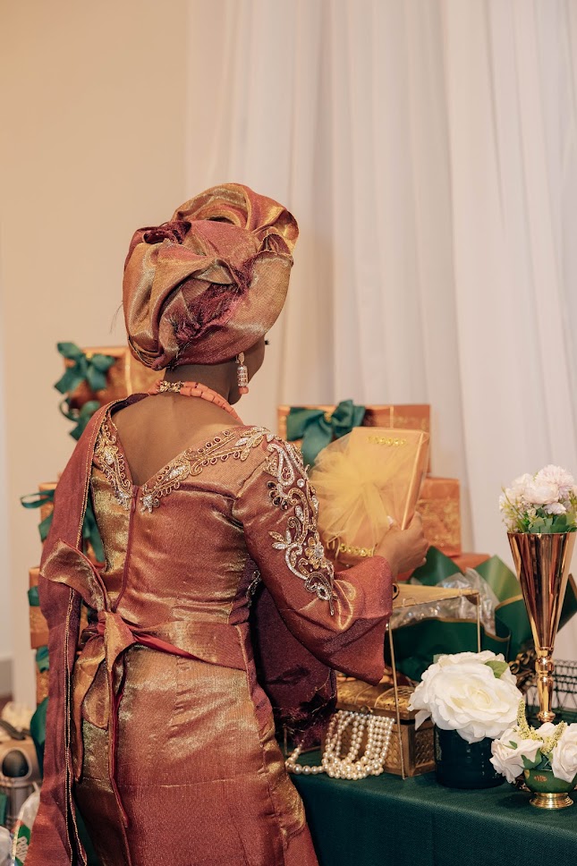 Traditional Nigerian Wedding Ceremony Dowry Exchange