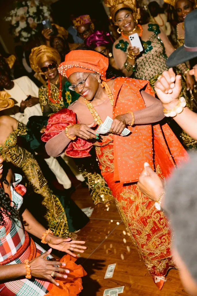 ultimate guide to money spraying at nigerian weddings